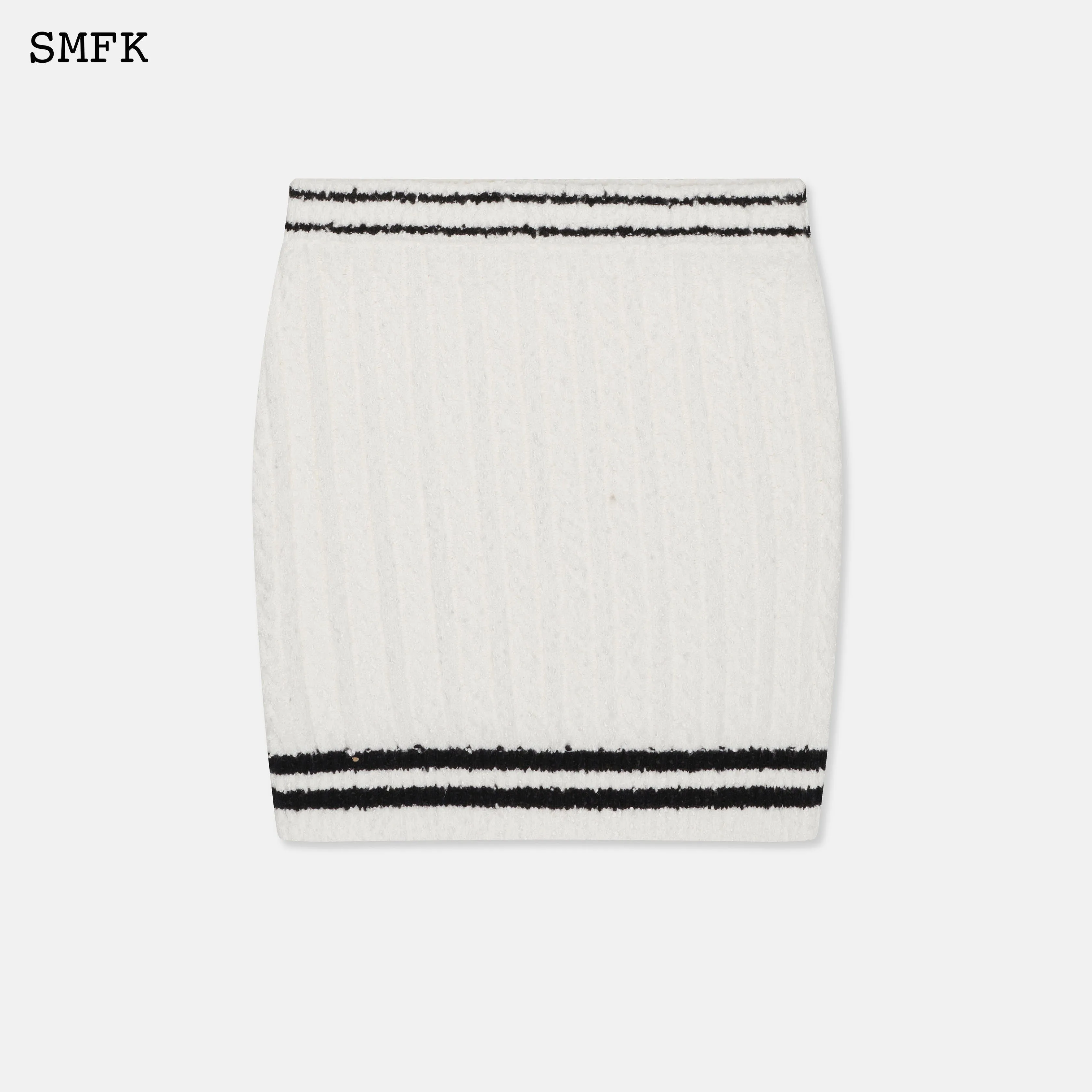 Compass Classical White Knitted Set
