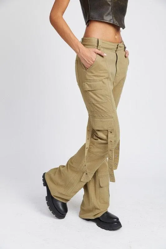 EMORY PARK Low Waist Cargo Flared Pants