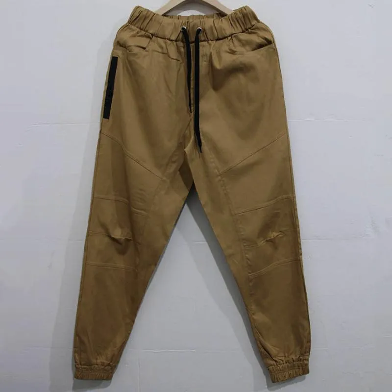 Men's Solid Colored Joggers With Pockets