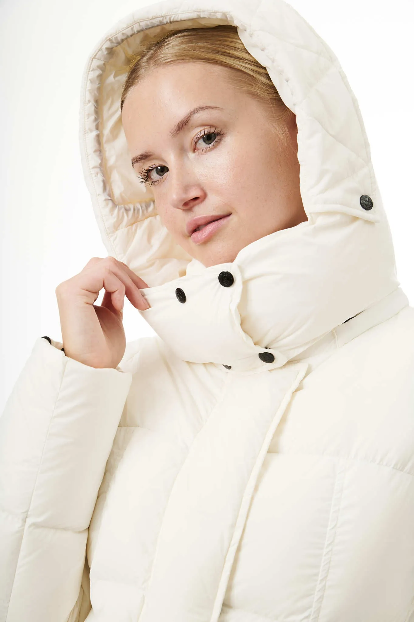 Thora Long Down Jacket | White